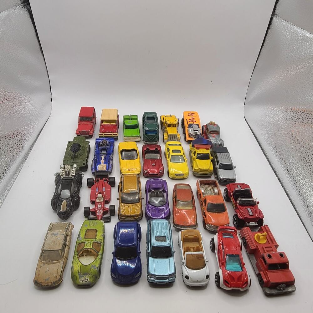 Matchbox lot of mixed cars.